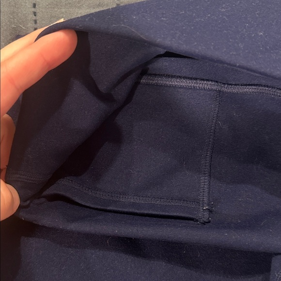 Women's Navy Bike Shorts - Picture 4 of 4